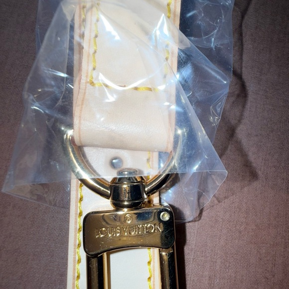 Louis Vuitton Brass Padlock with Keys - Picture 3 of 15